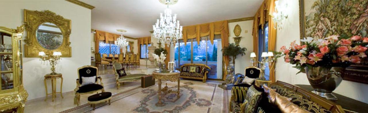 Royal Roman Empire Marbella Bagian luar foto