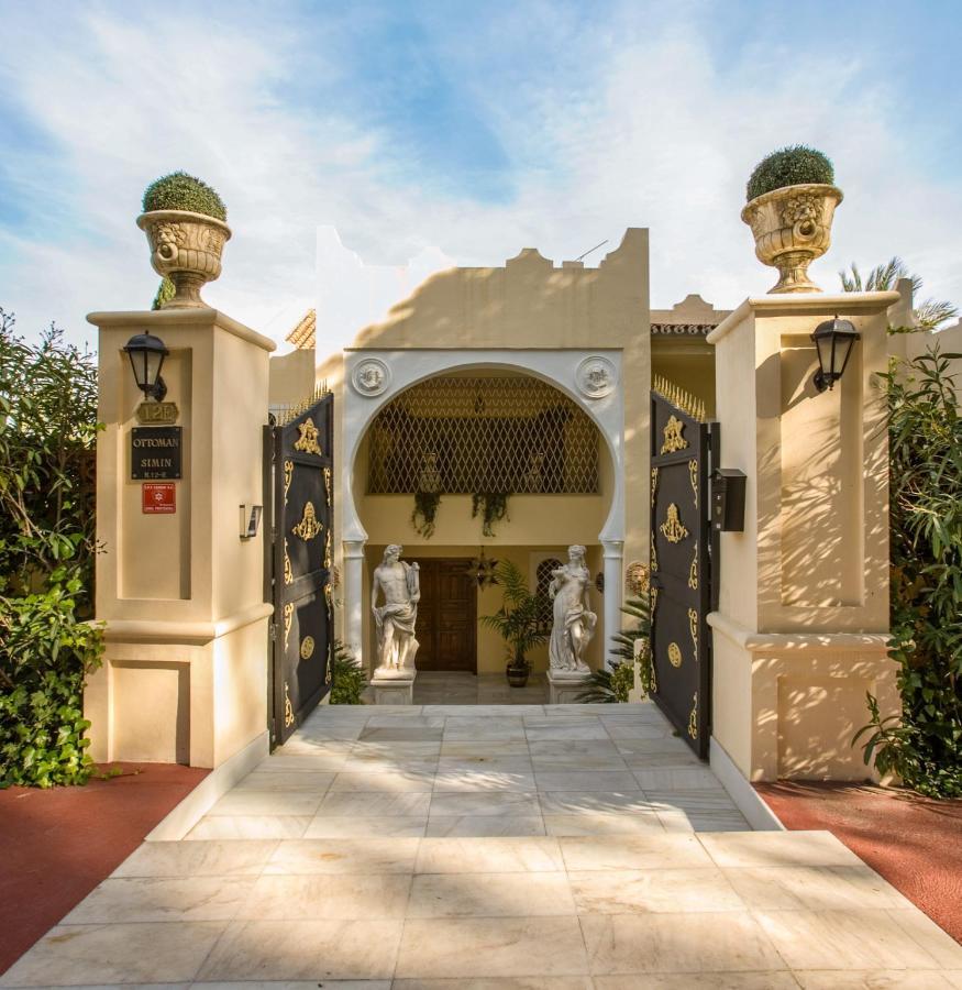 Royal Roman Empire Marbella Bagian luar foto