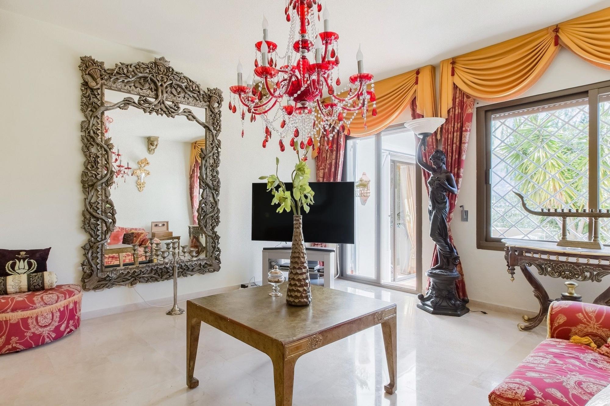 Royal Roman Empire Marbella Bagian luar foto