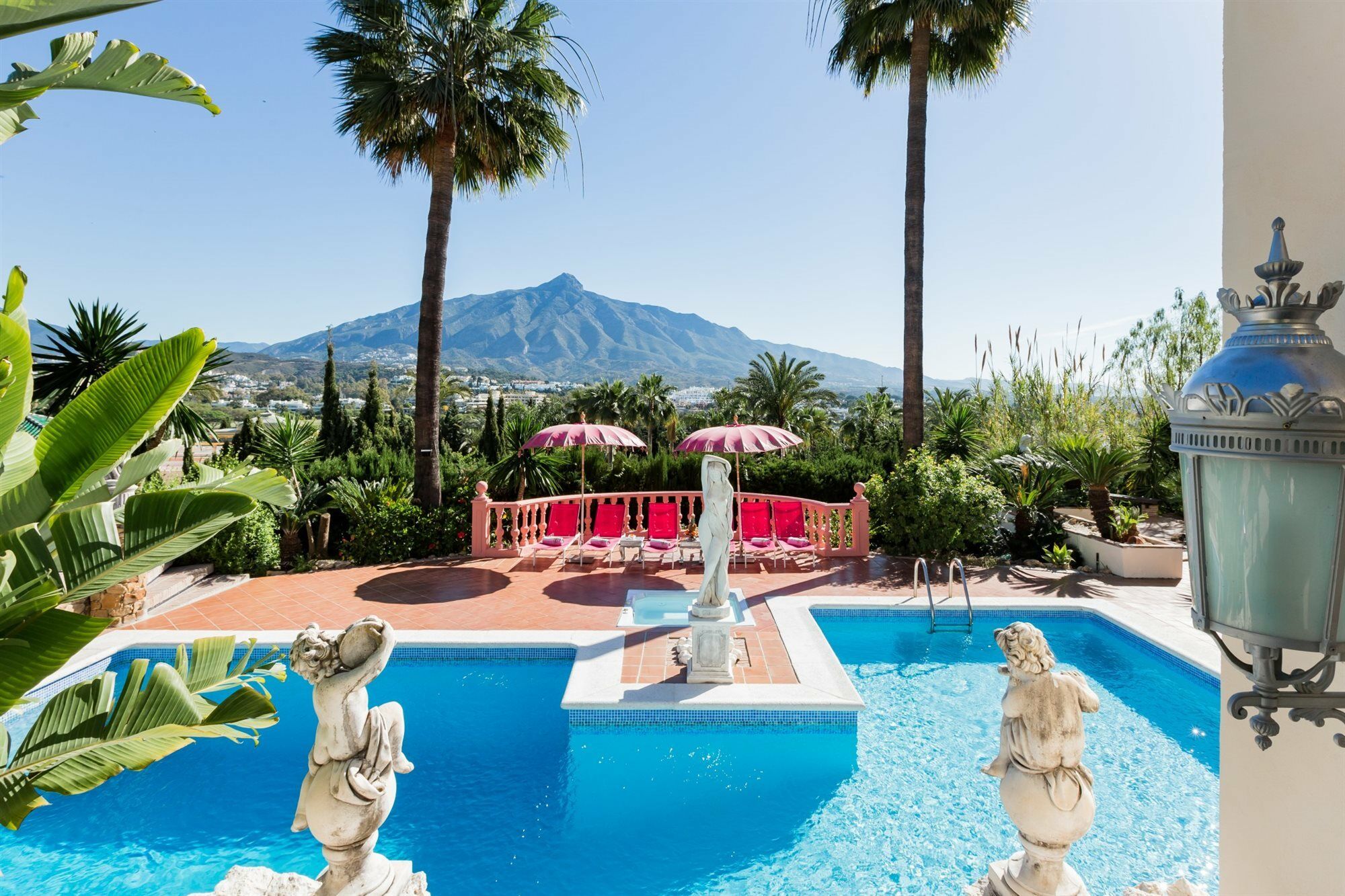 Royal Roman Empire Marbella Bagian luar foto