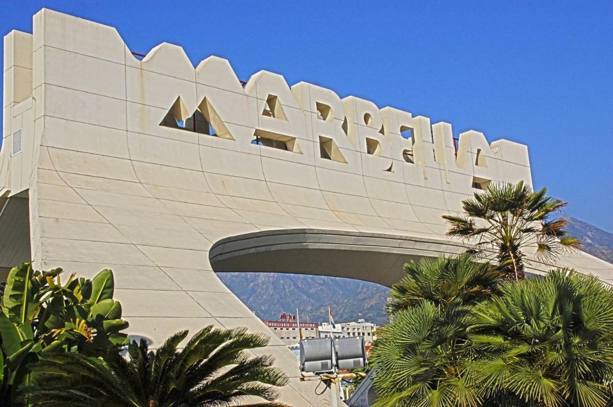Royal Roman Empire Marbella Bagian luar foto