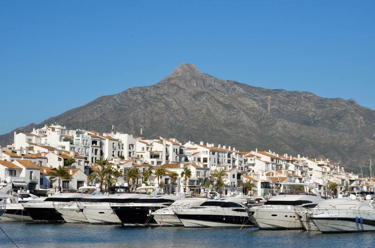Royal Roman Empire Marbella Bagian luar foto